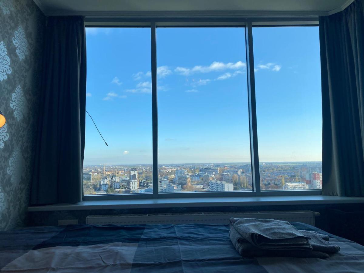 Fantastic View From The 20th Floor Appartement Bratislava