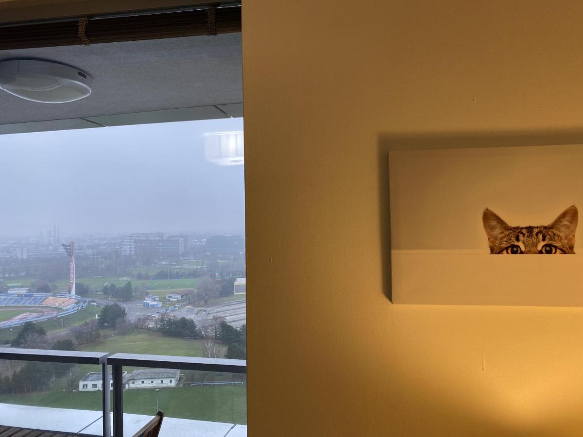 Fantastic View From The 20th Floor Appartement